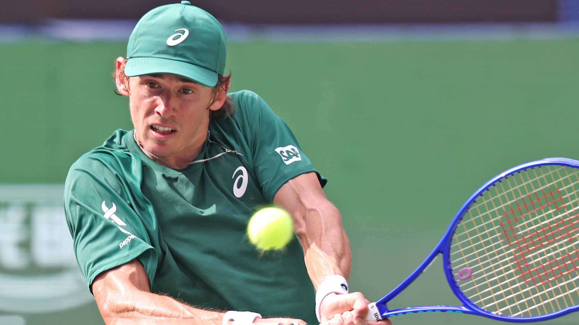 Tokyo Take-Off! Shapovalov Serves Past Johnson