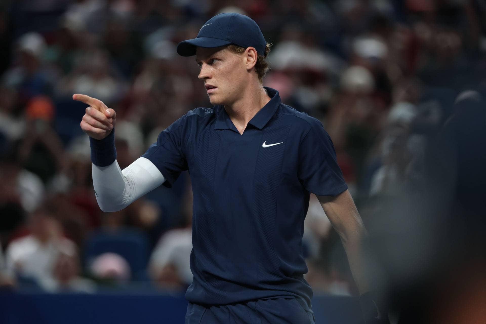 Tokyo Take-Off! Shapovalov Serves Past Johnson